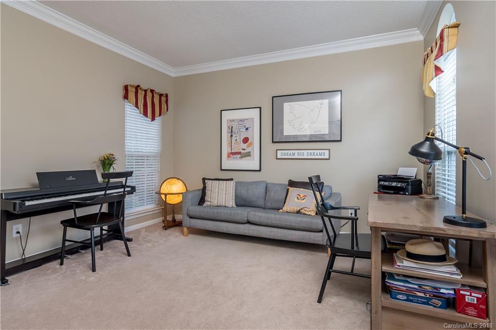 15006 Strathmoor Drive Charlotte NC 28277