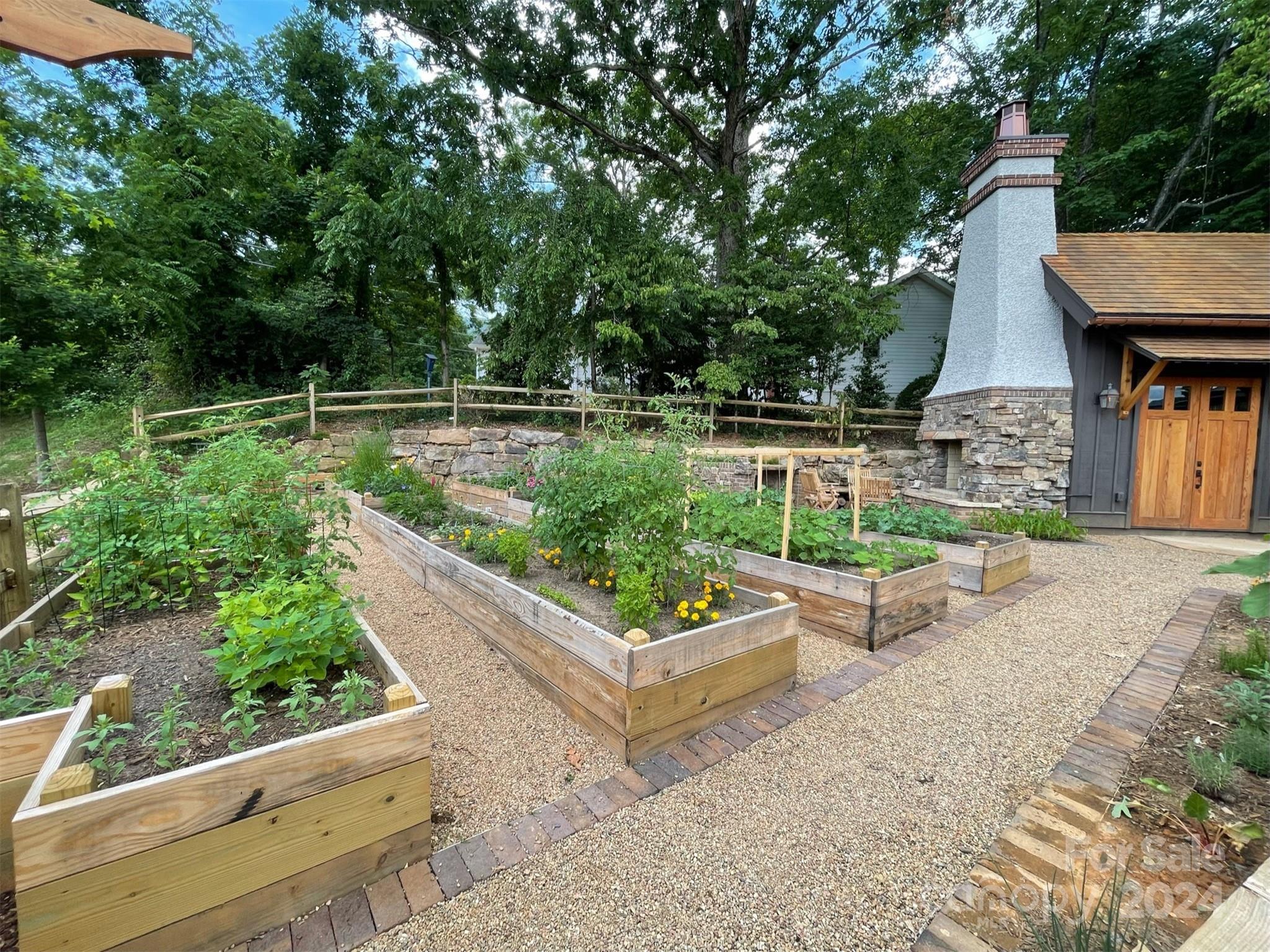 11 Fay Jones Lane Black Mountain NC 28711