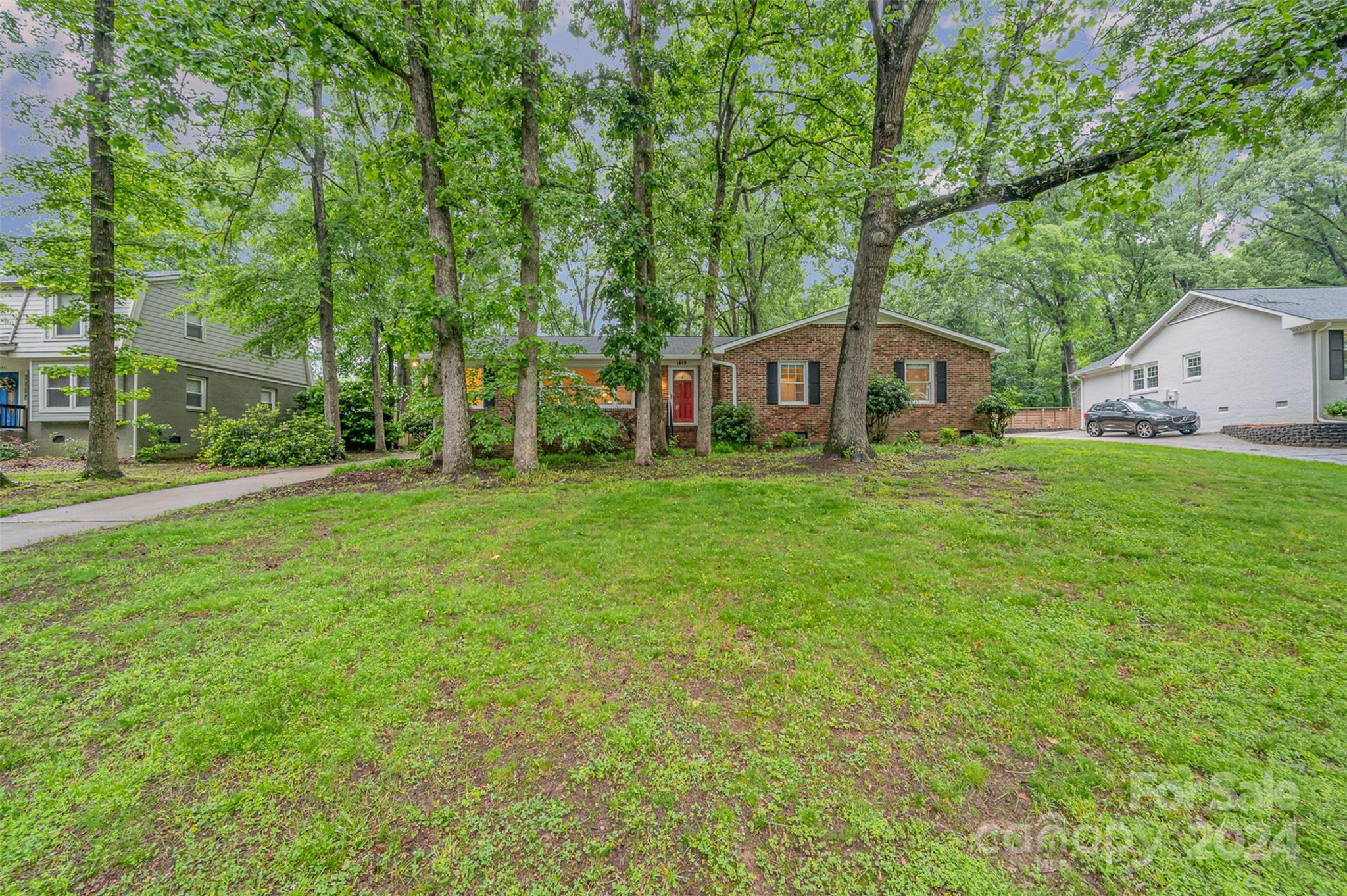1419 Worcaster Place Charlotte NC 28211