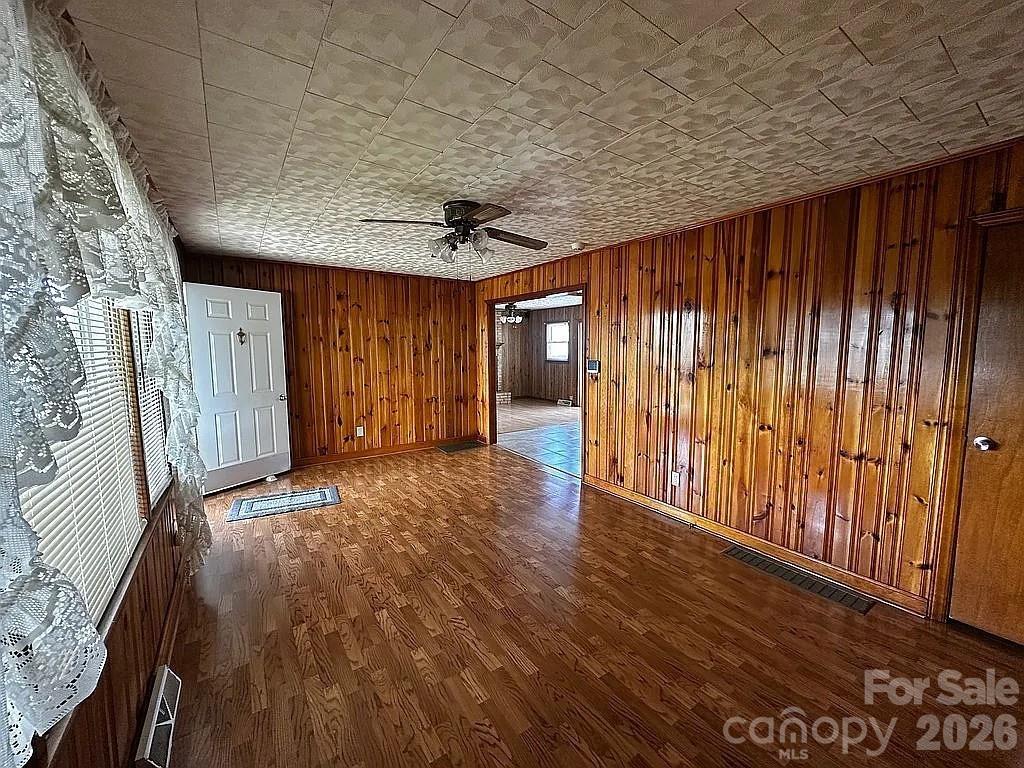 34 Sunset Drive Brevard NC 28712