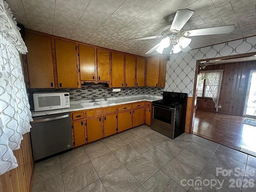 34 Sunset Drive Brevard NC 28712