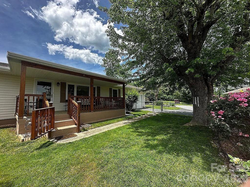 34 Sunset Drive Brevard NC 28712