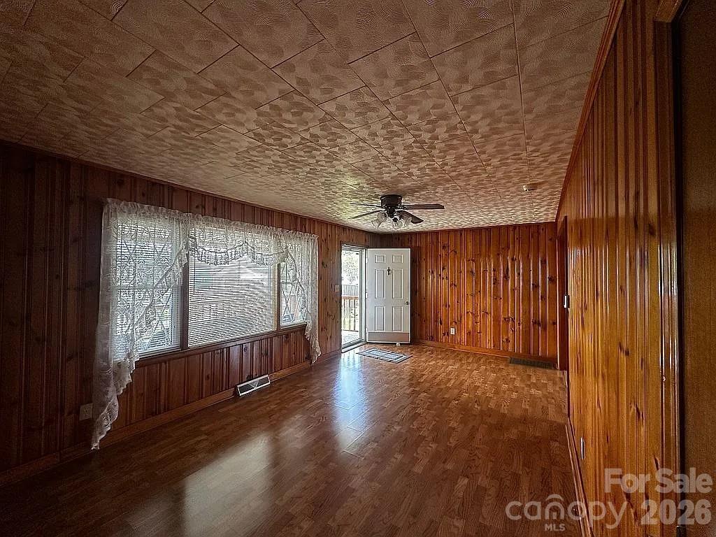 34 Sunset Drive Brevard NC 28712