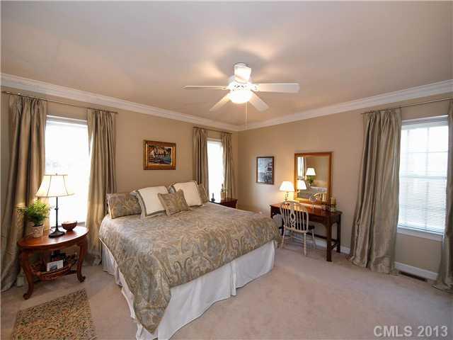 12434 Tolland Lane Charlotte NC 28277
