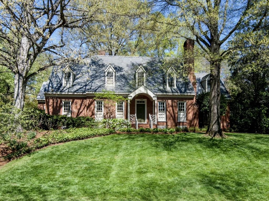1121 Scotland Avenue Charlotte NC 28207