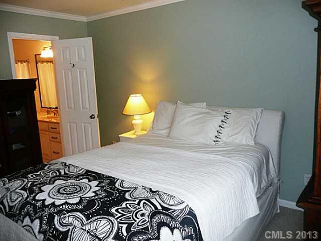 2645 Dilworth Heights Lane Charlotte NC 28209