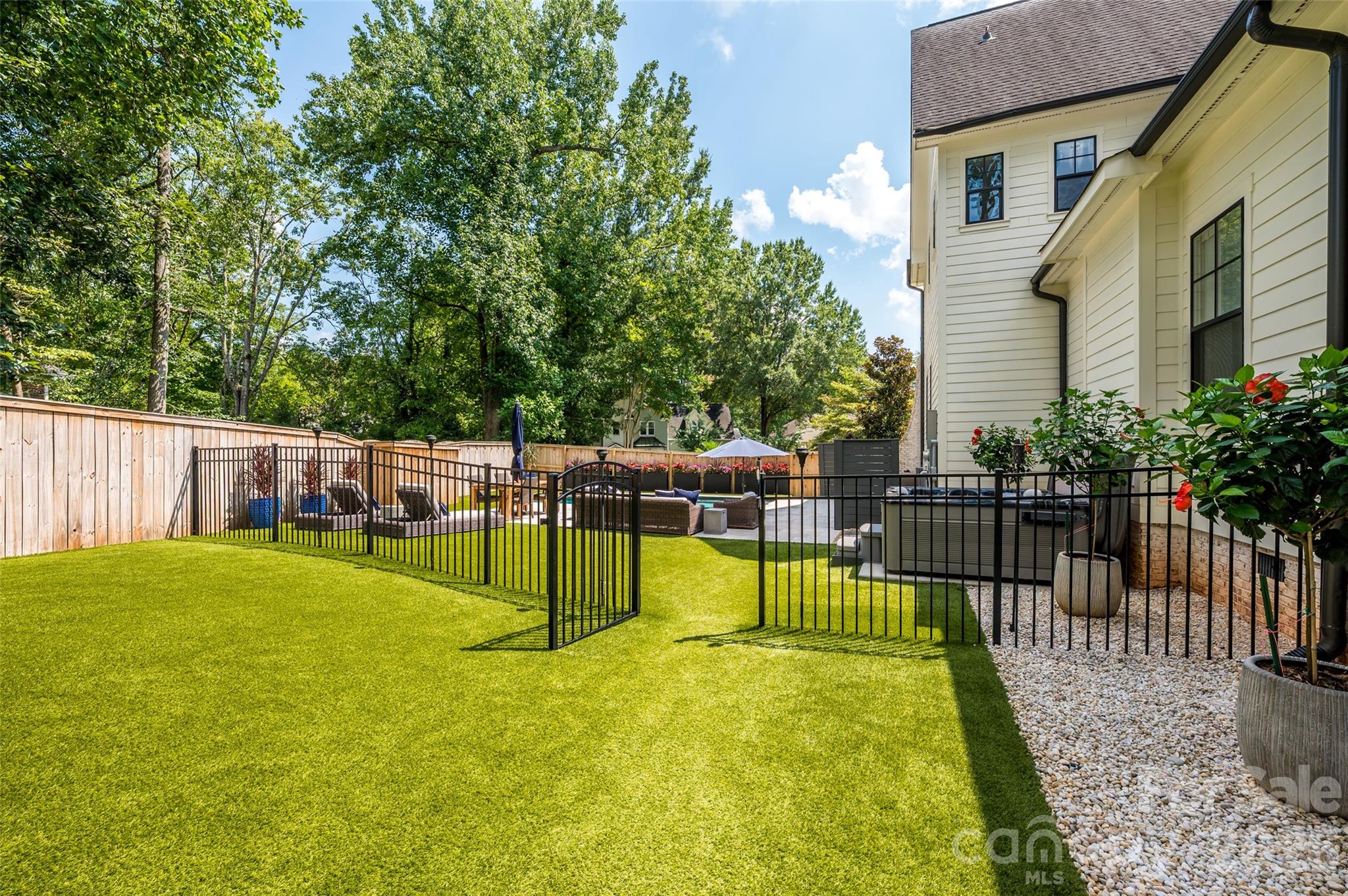 4325 Tangle Drive Charlotte NC 28211