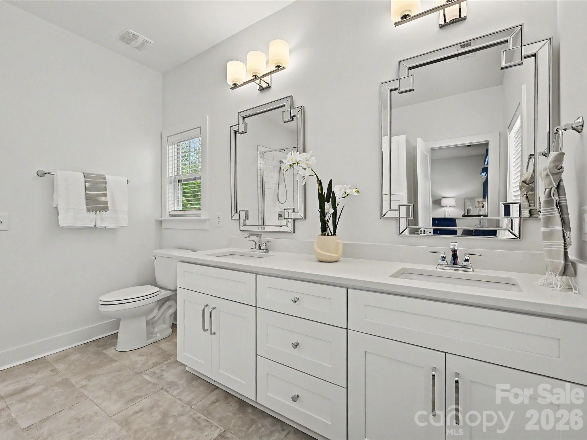 1216 Lomax Avenue Charlotte NC 28211