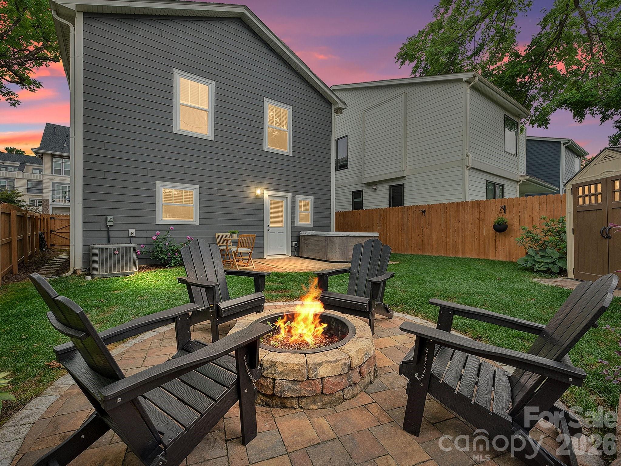 1216 Lomax Avenue Charlotte NC 28211