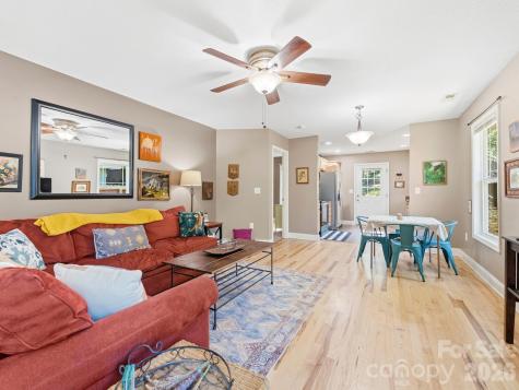 24 Hilldale Road Asheville NC 28803