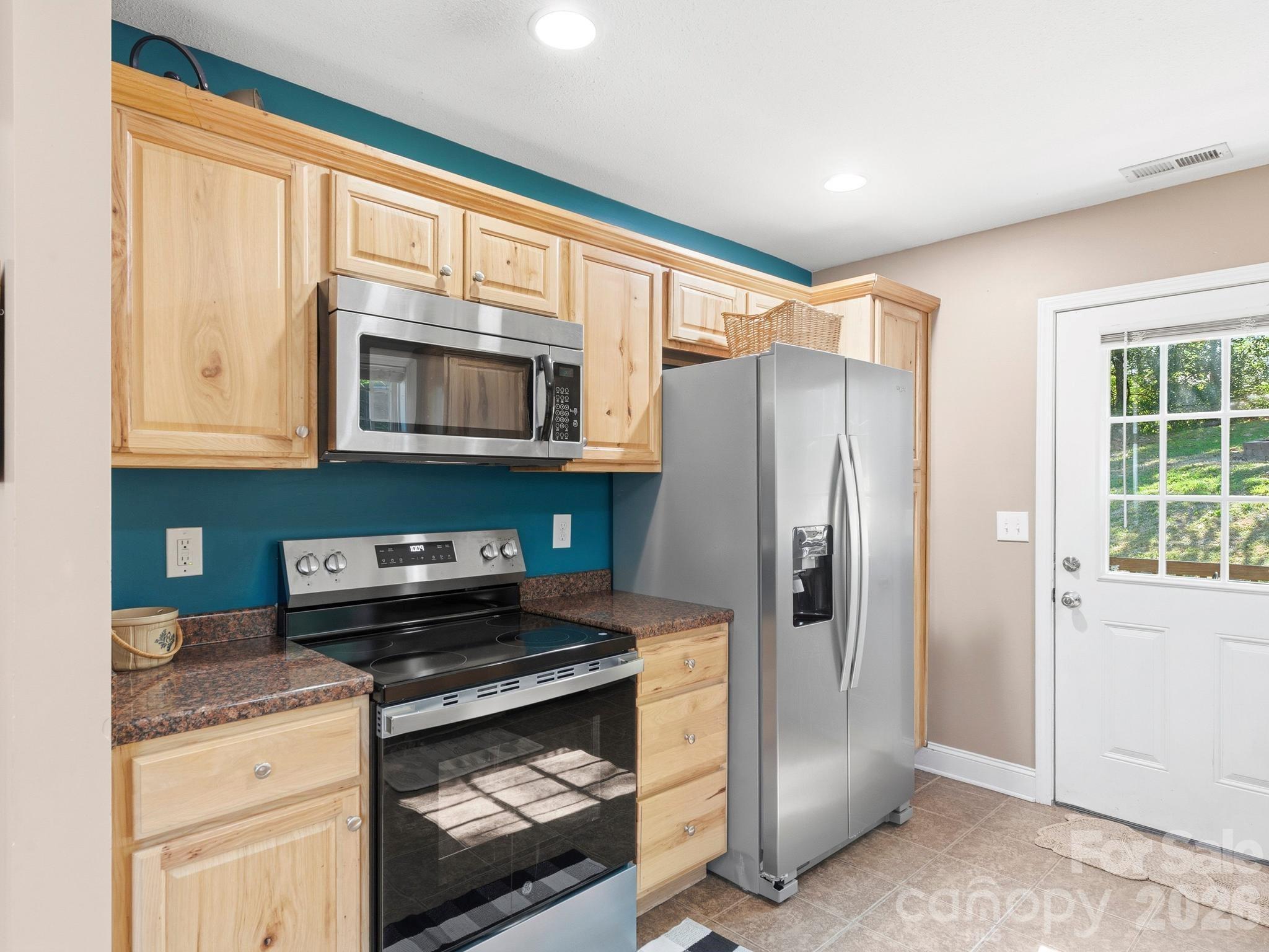 24 Hilldale Road Asheville NC 28803