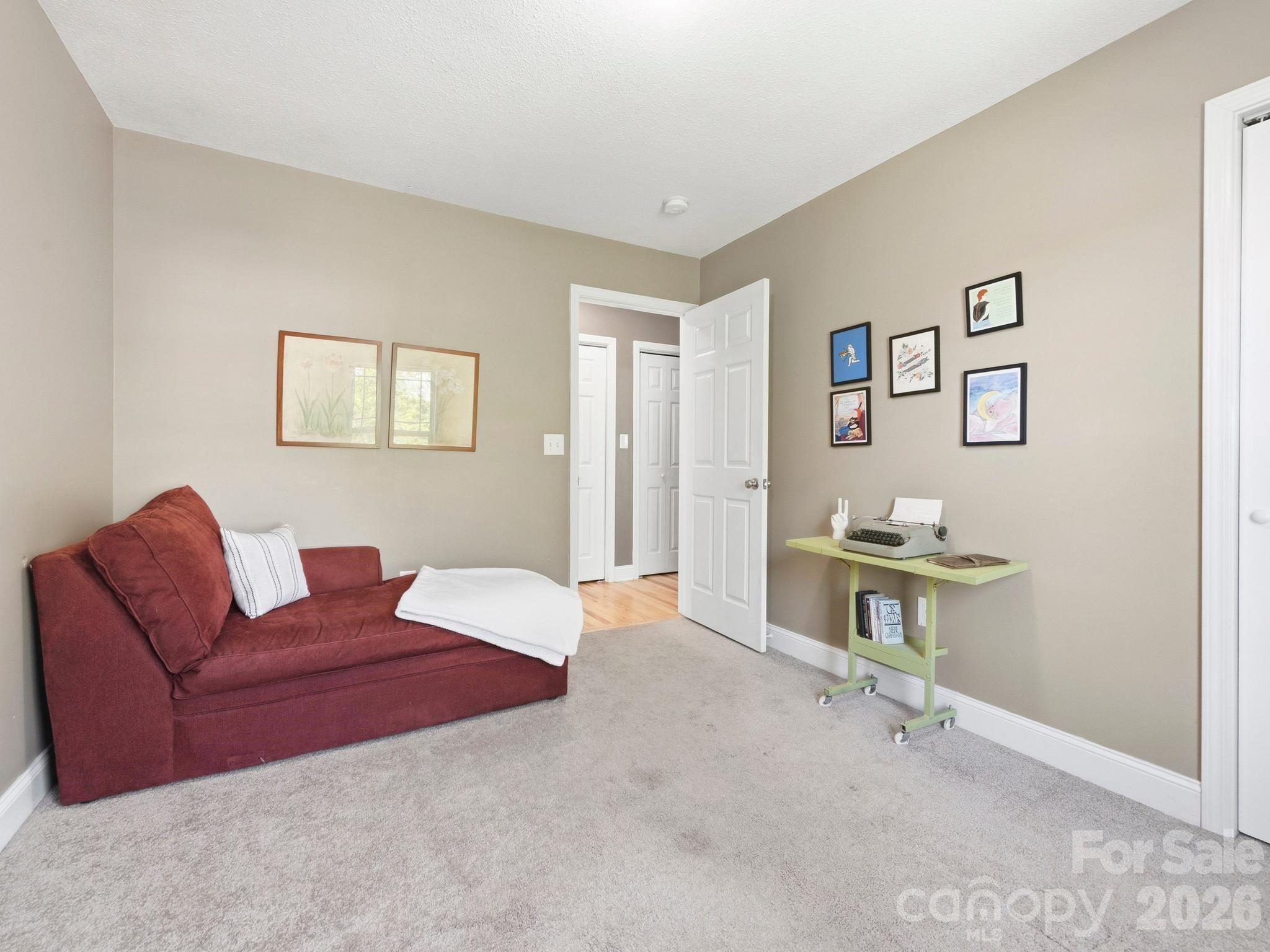 24 Hilldale Road Asheville NC 28803