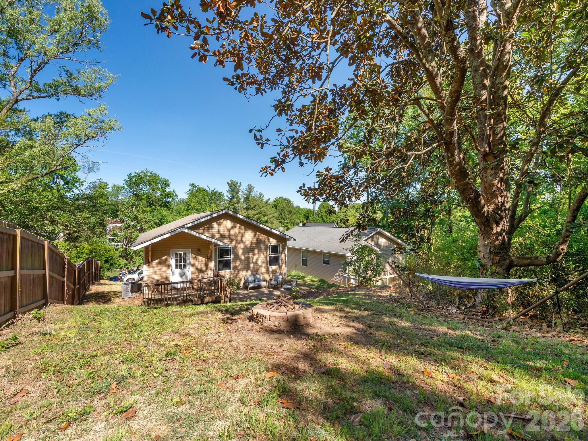 24 Hilldale Road Asheville NC 28803