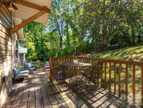 24 Hilldale Road Asheville NC 28803