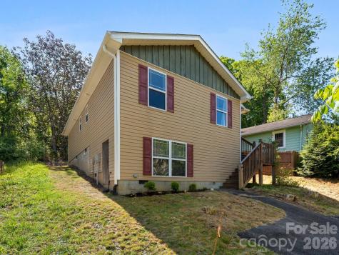 24 Hilldale Road Asheville NC 28803