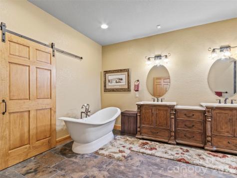 151 Austin Mountain Drive Burnsville NC 28714