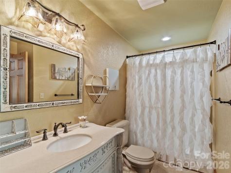 151 Austin Mountain Drive Burnsville NC 28714