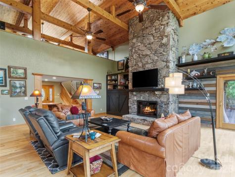 151 Austin Mountain Drive Burnsville NC 28714