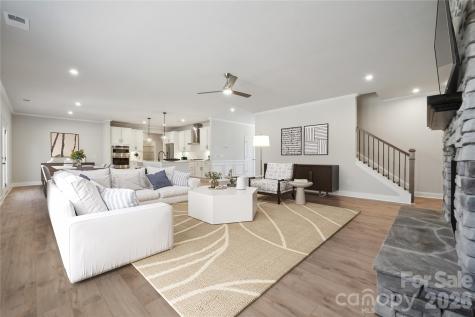 111 Coronado Avenue Matthews NC 28104