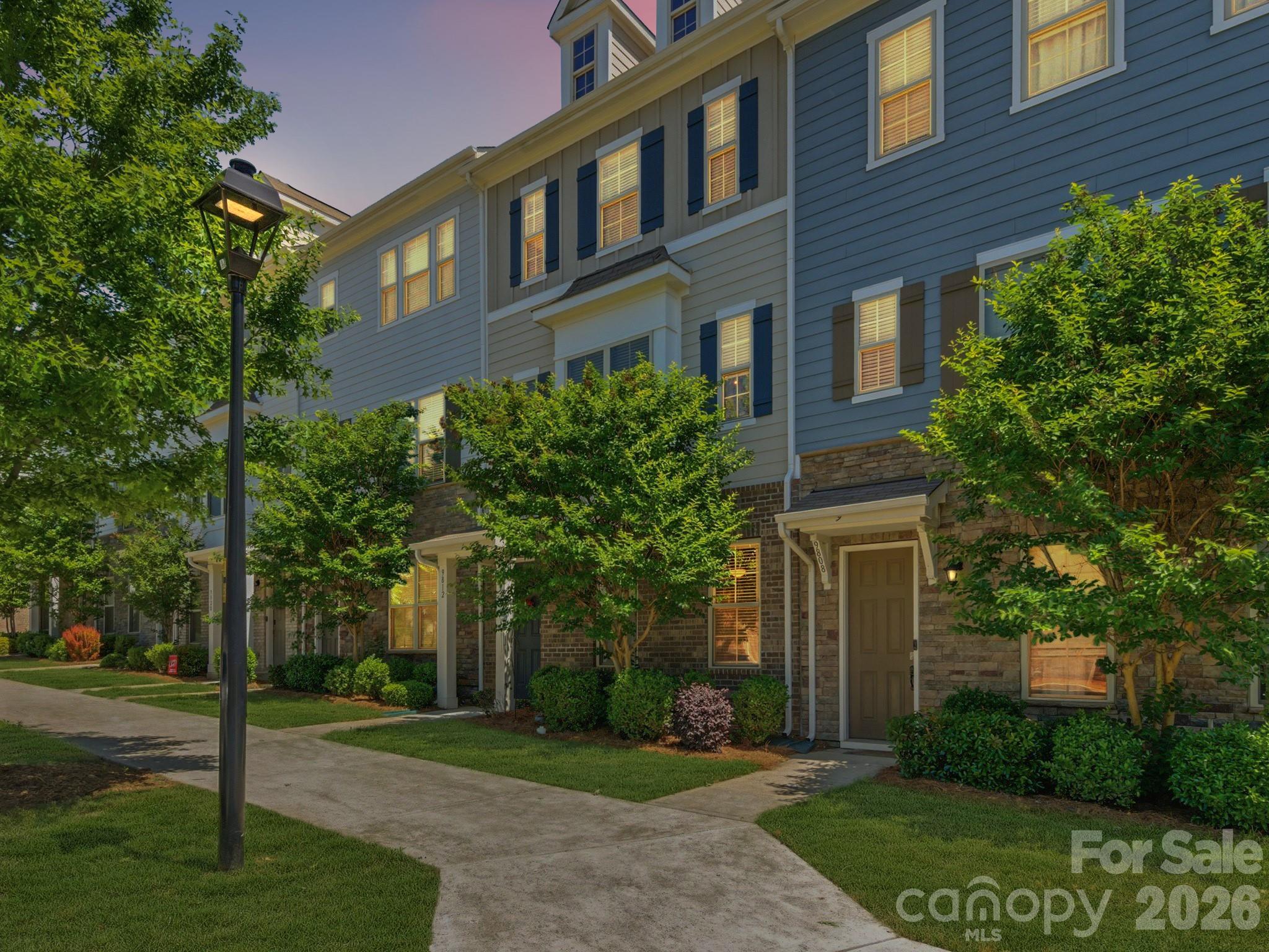 9812 Ainslie Downs Street Charlotte NC 28273