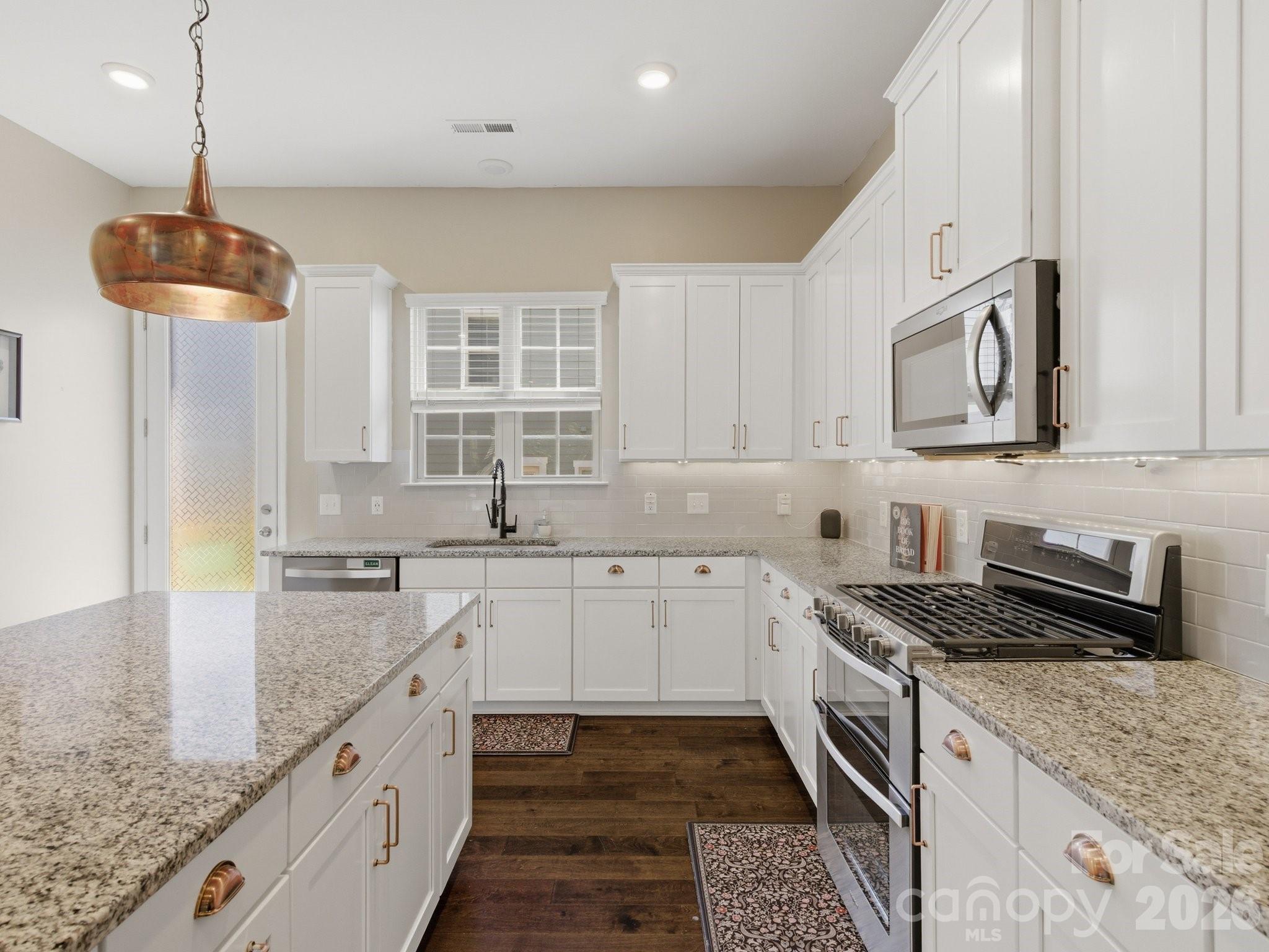 9812 Ainslie Downs Street Charlotte NC 28273