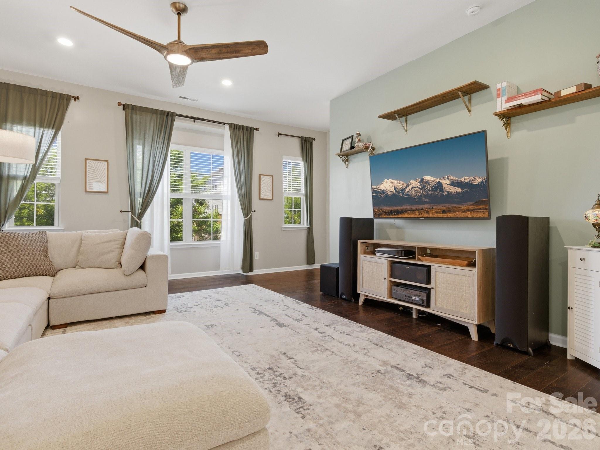 9812 Ainslie Downs Street Charlotte NC 28273