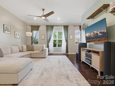 9812 Ainslie Downs Street Charlotte NC 28273