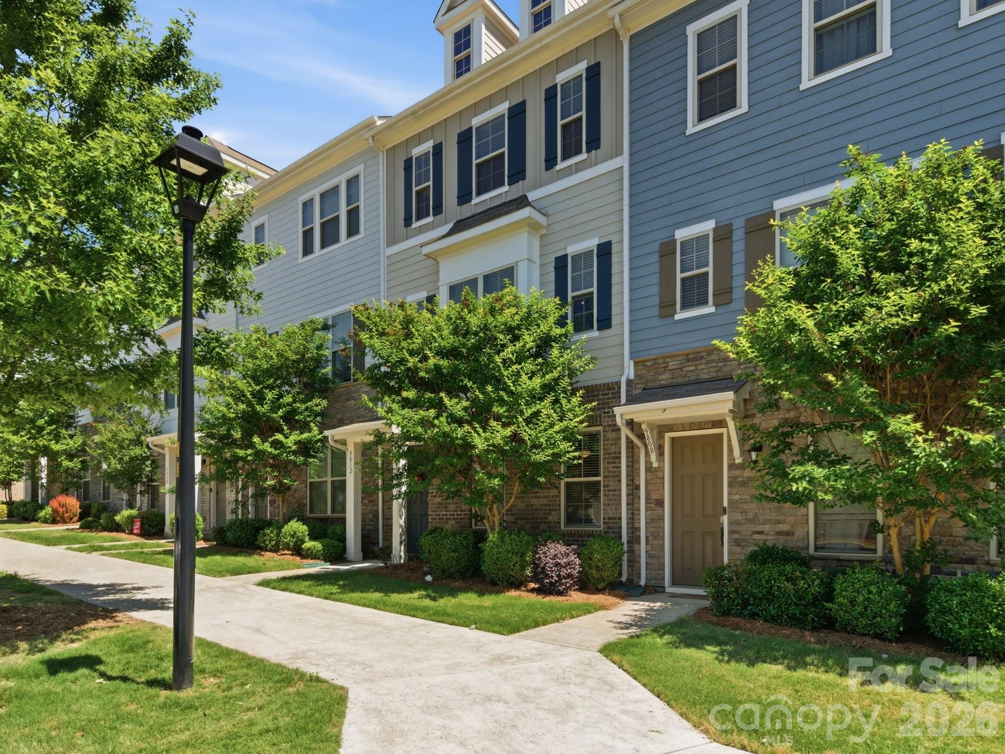 9812 Ainslie Downs Street Charlotte NC 28273