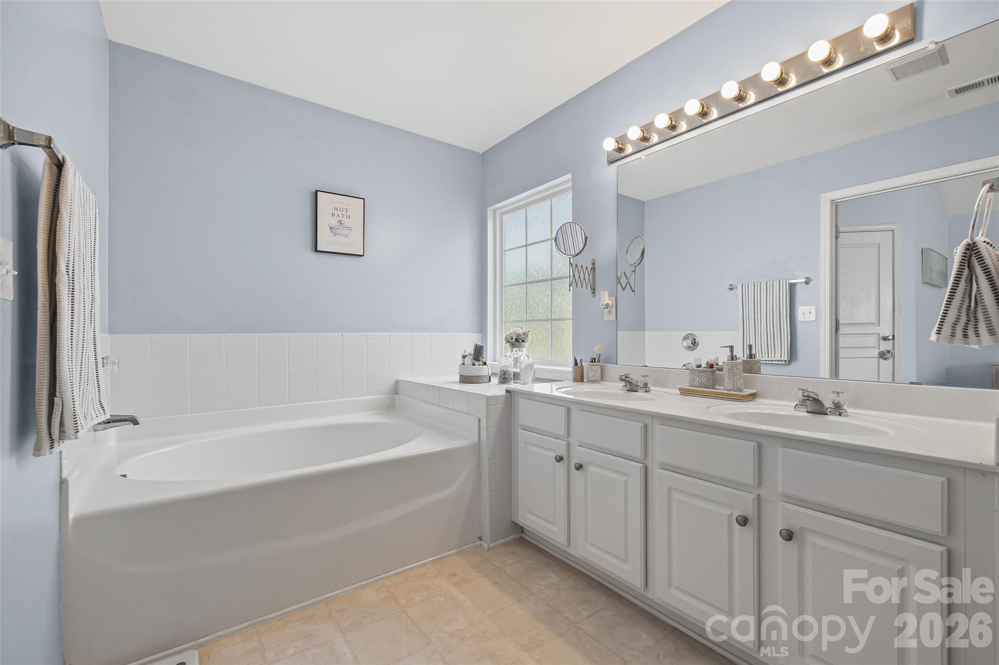 1805 Crabapple Tree Lane Charlotte NC 28214