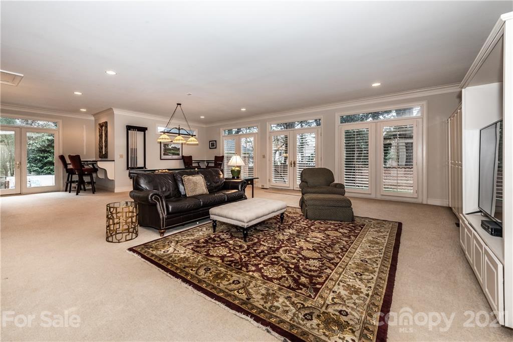 2417 Calais Place Charlotte NC 28211
