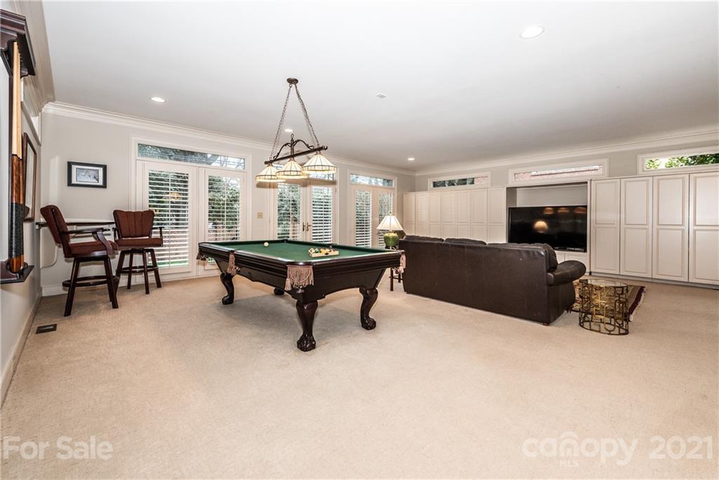 2417 Calais Place Charlotte NC 28211