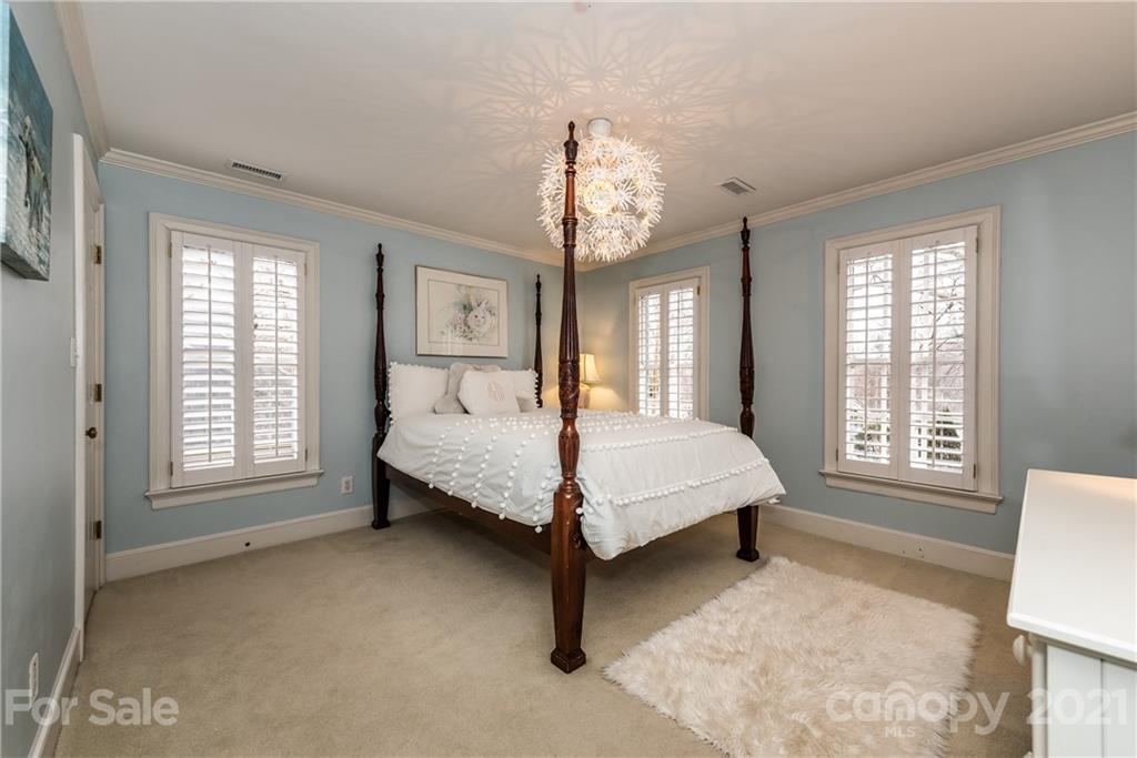 2417 Calais Place Charlotte NC 28211