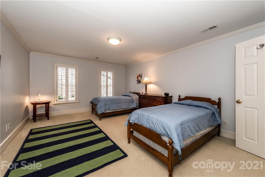 2417 Calais Place Charlotte NC 28211