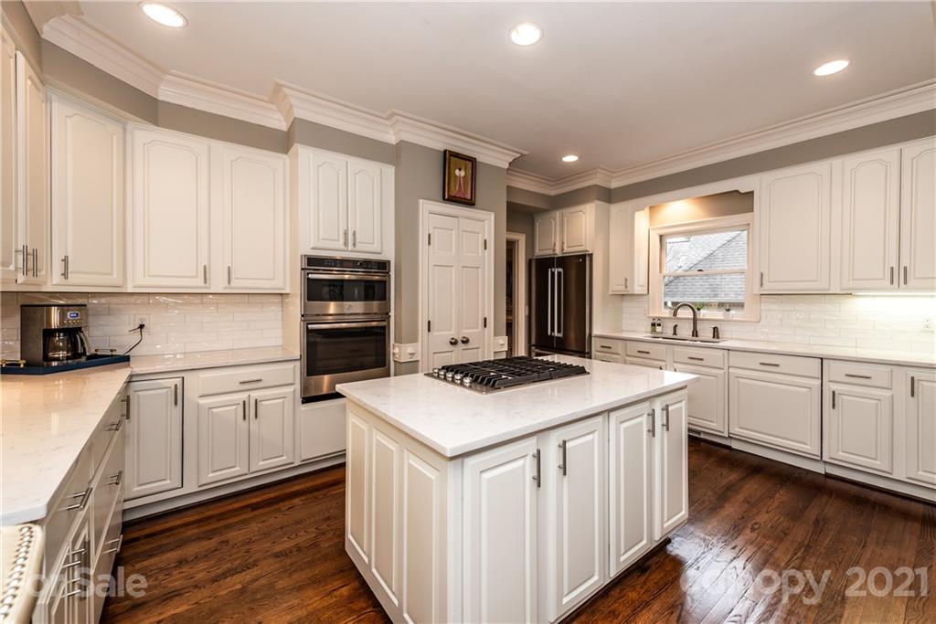 2417 Calais Place Charlotte NC 28211
