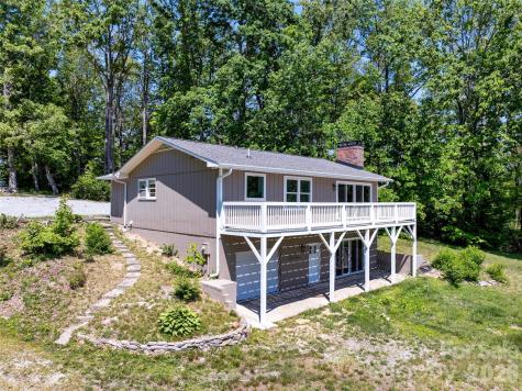 69 Milburn Lane Hendersonville NC 28792