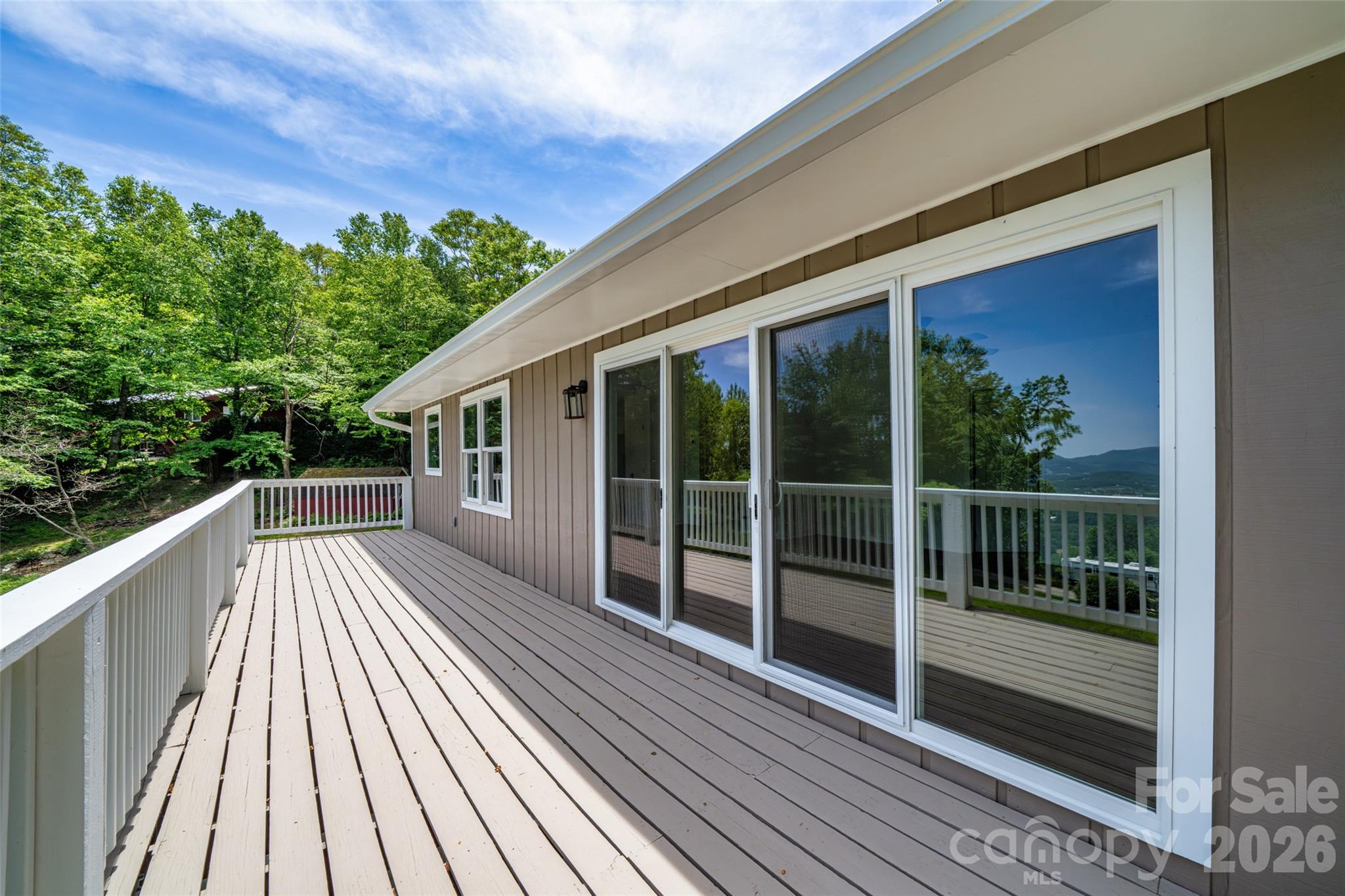 69 Milburn Lane Hendersonville NC 28792