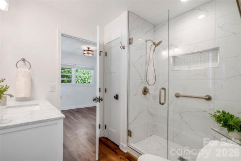 69 Milburn Lane Hendersonville NC 28792