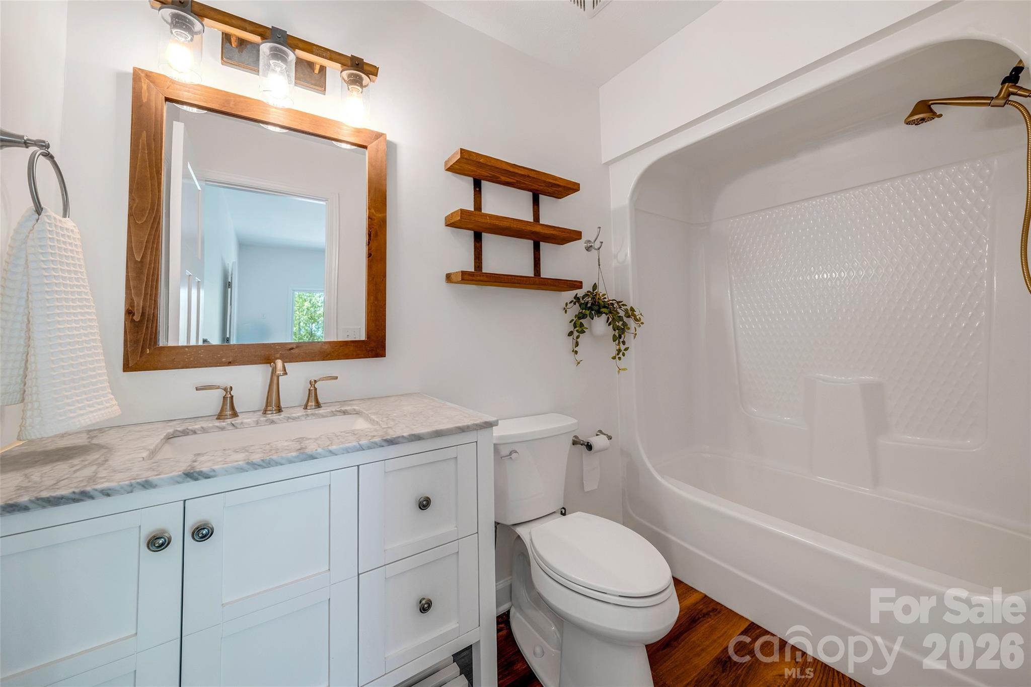 69 Milburn Lane Hendersonville NC 28792