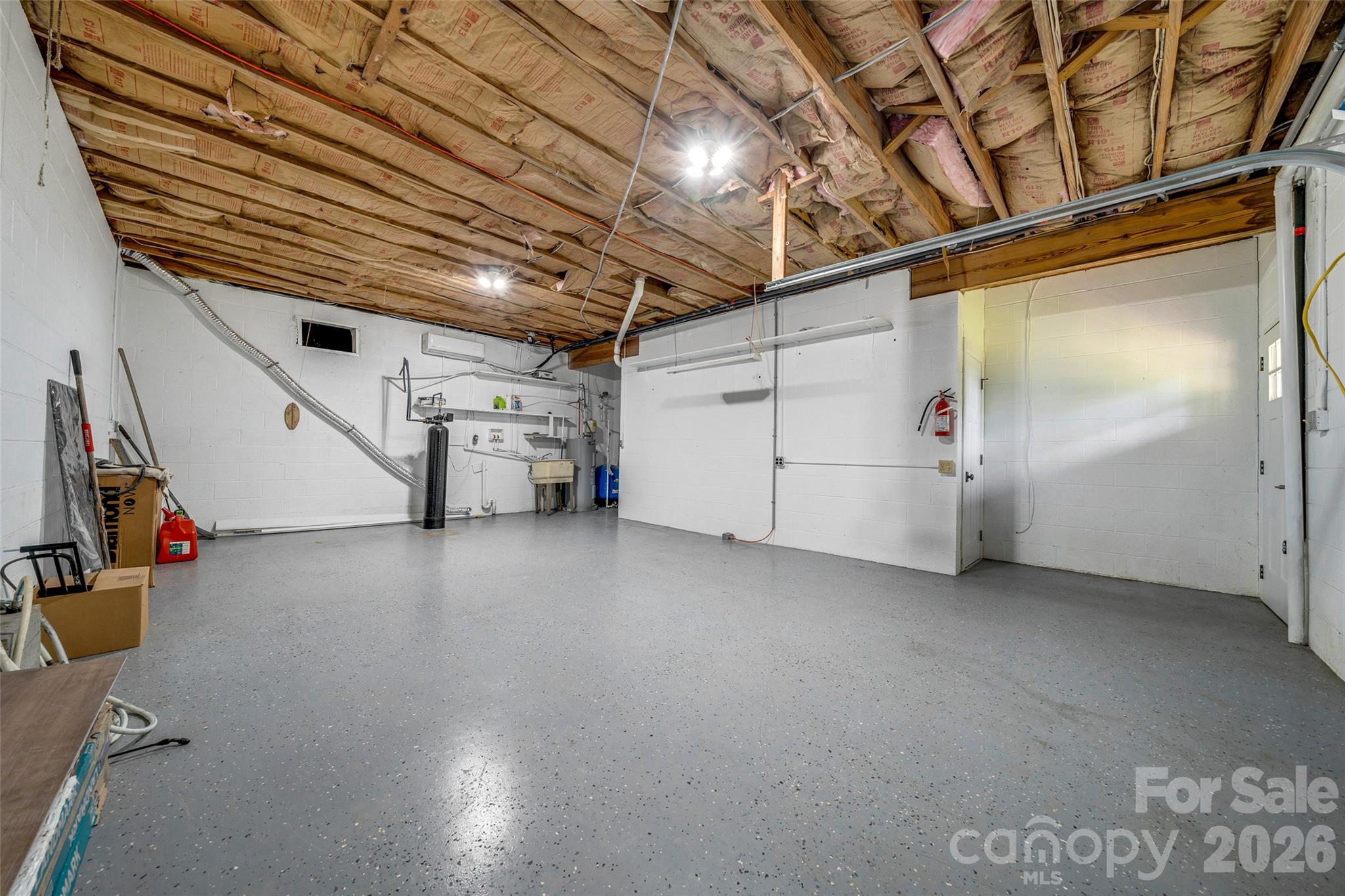 69 Milburn Lane Hendersonville NC 28792