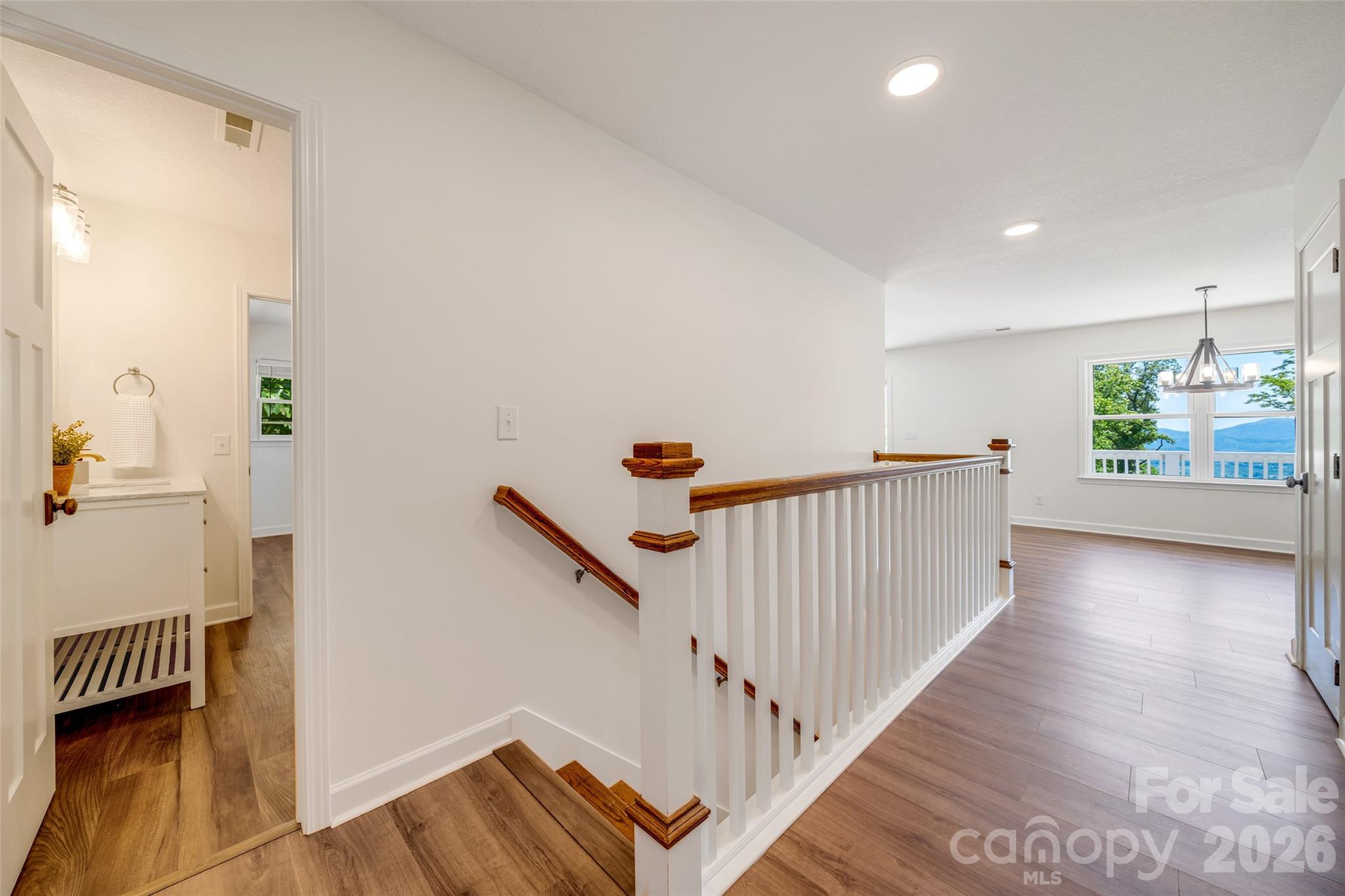 69 Milburn Lane Hendersonville NC 28792