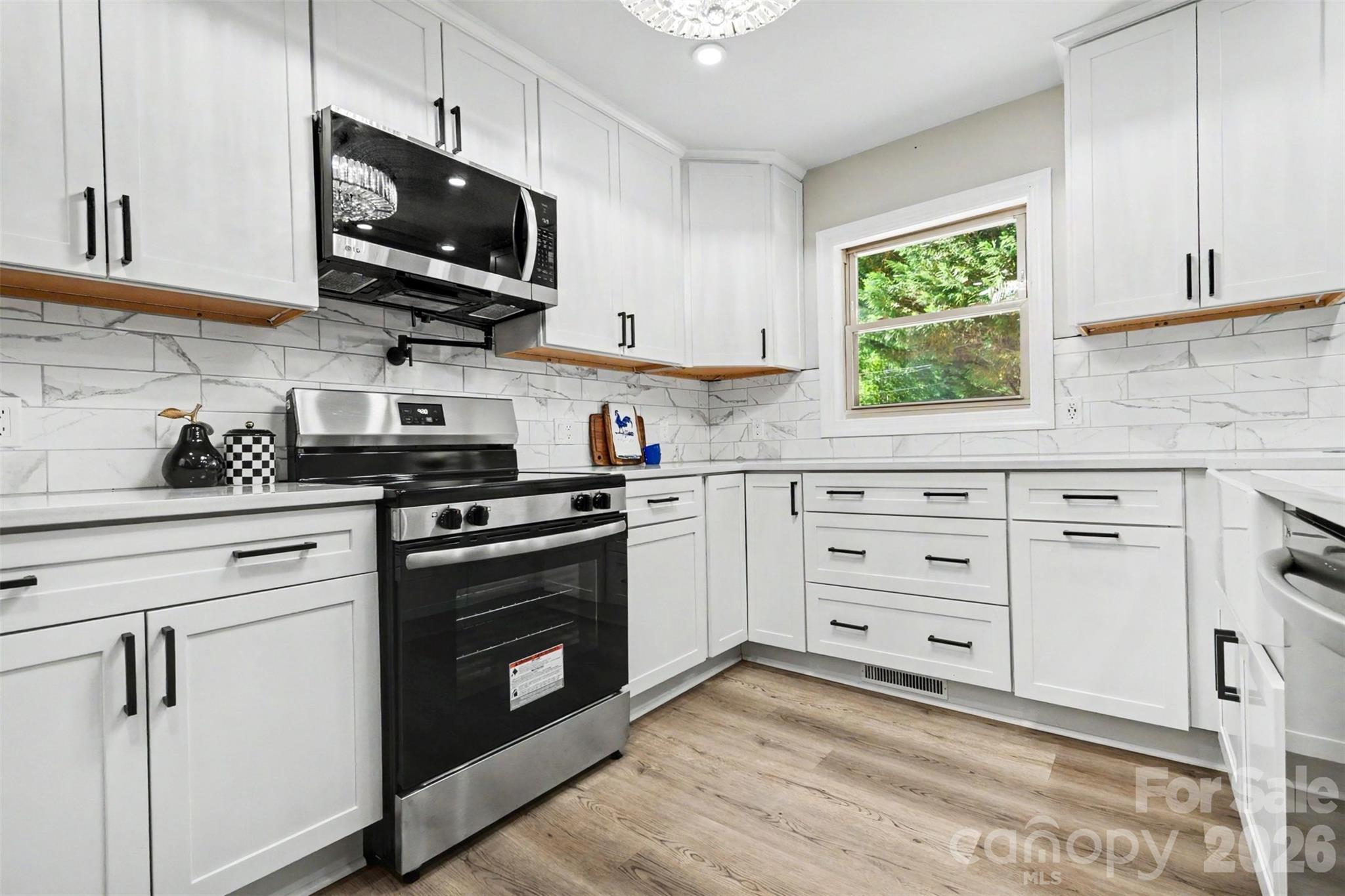 738 Edgemoor Drive Mooresville NC 28115