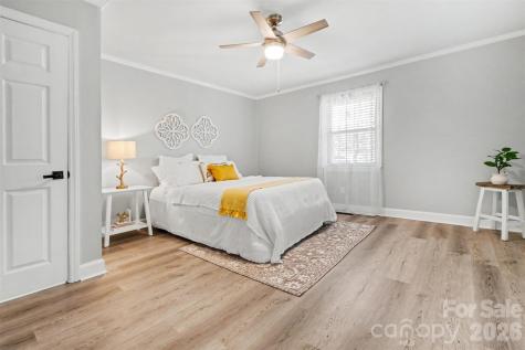 738 Edgemoor Drive Mooresville NC 28115