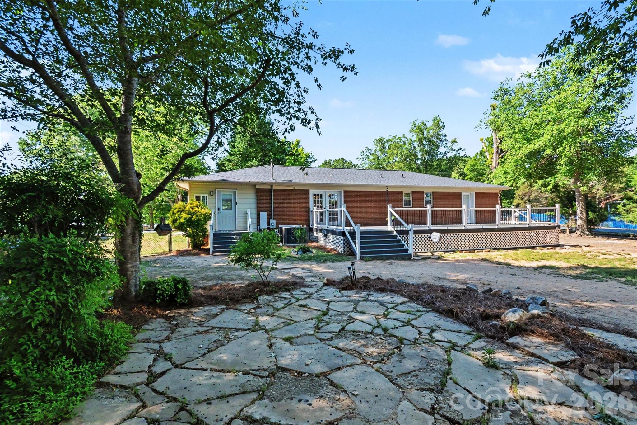 738 Edgemoor Drive Mooresville NC 28115