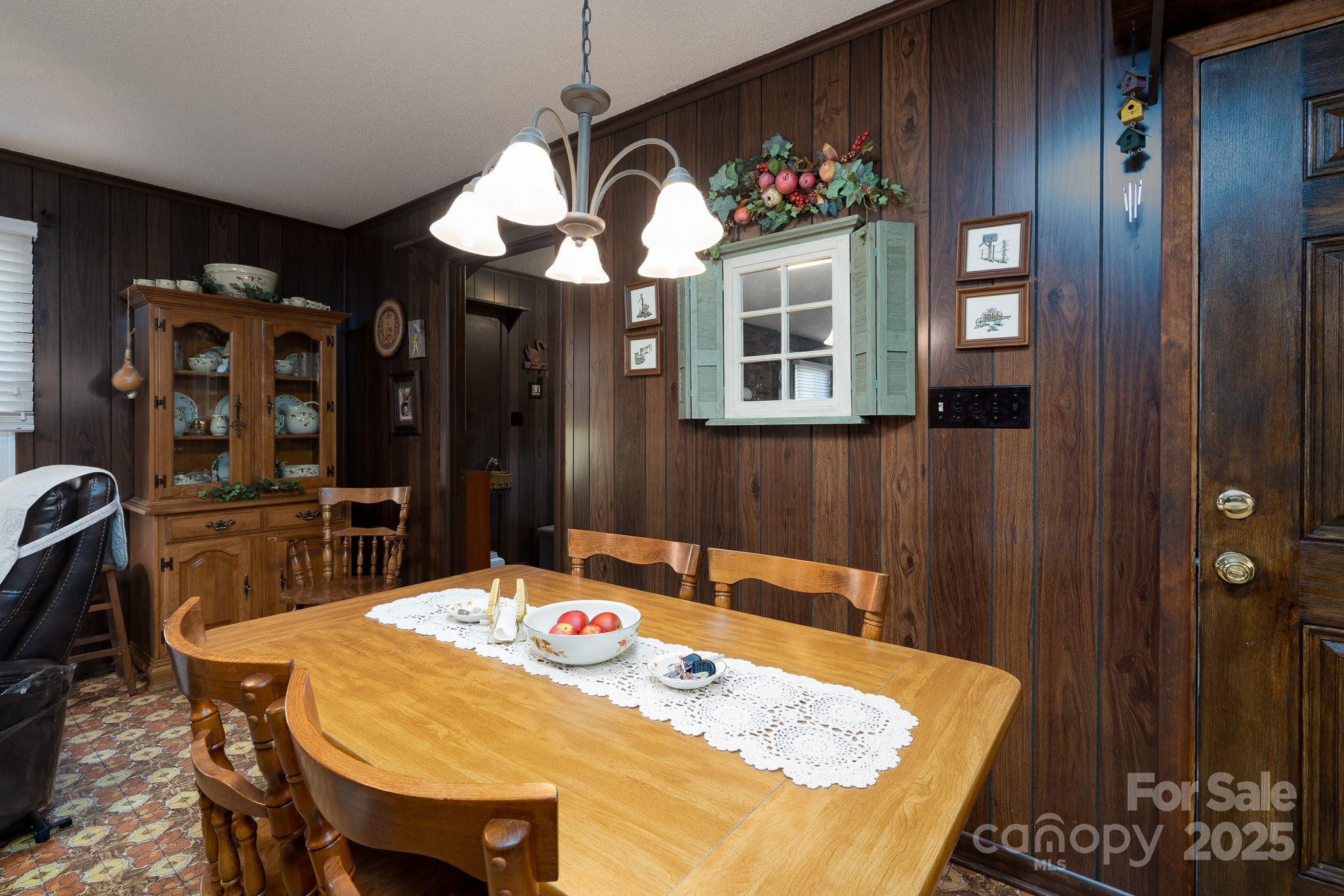 257 Rocky River Road Mooresville NC 28115