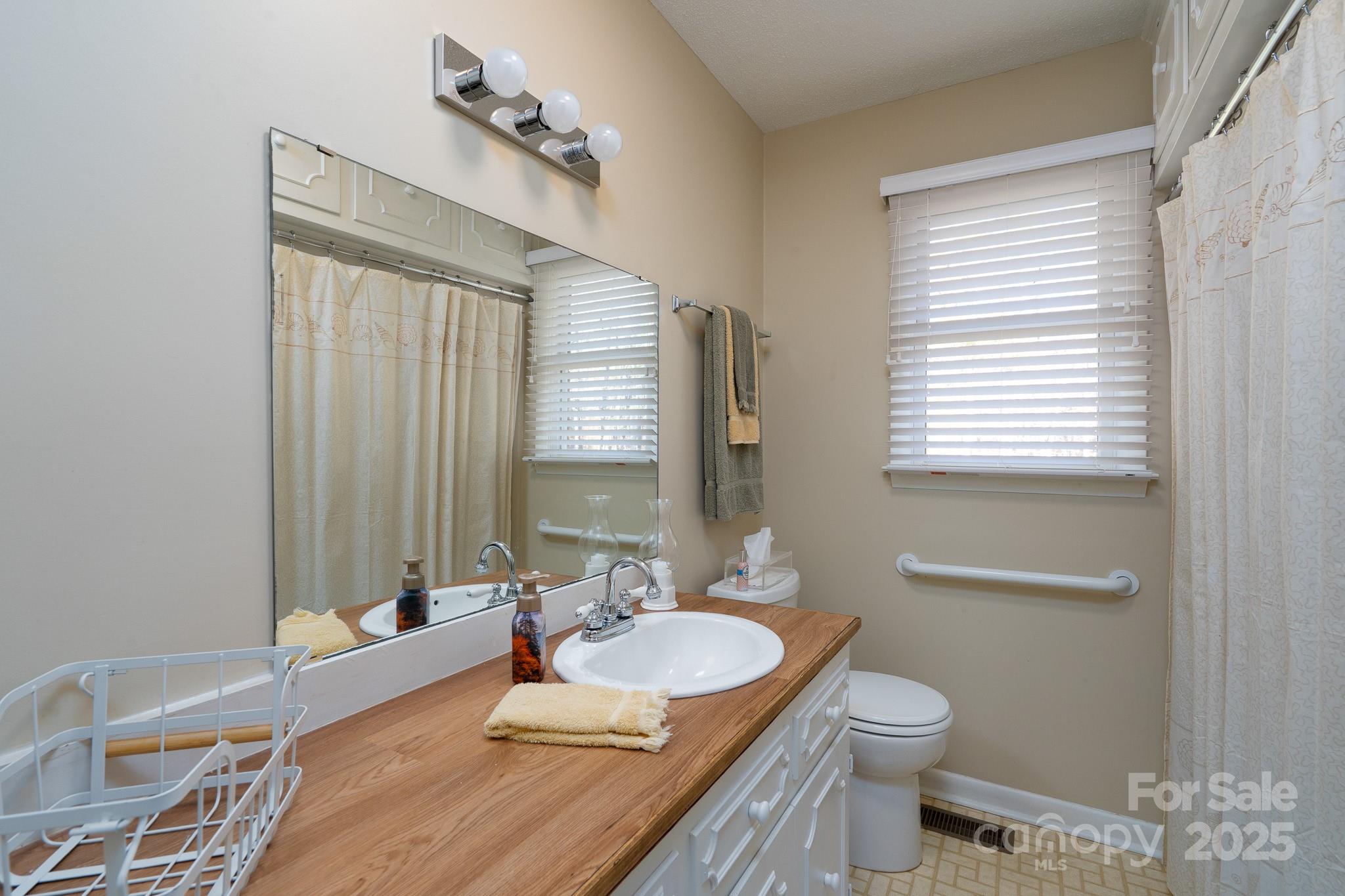 257 Rocky River Road Mooresville NC 28115