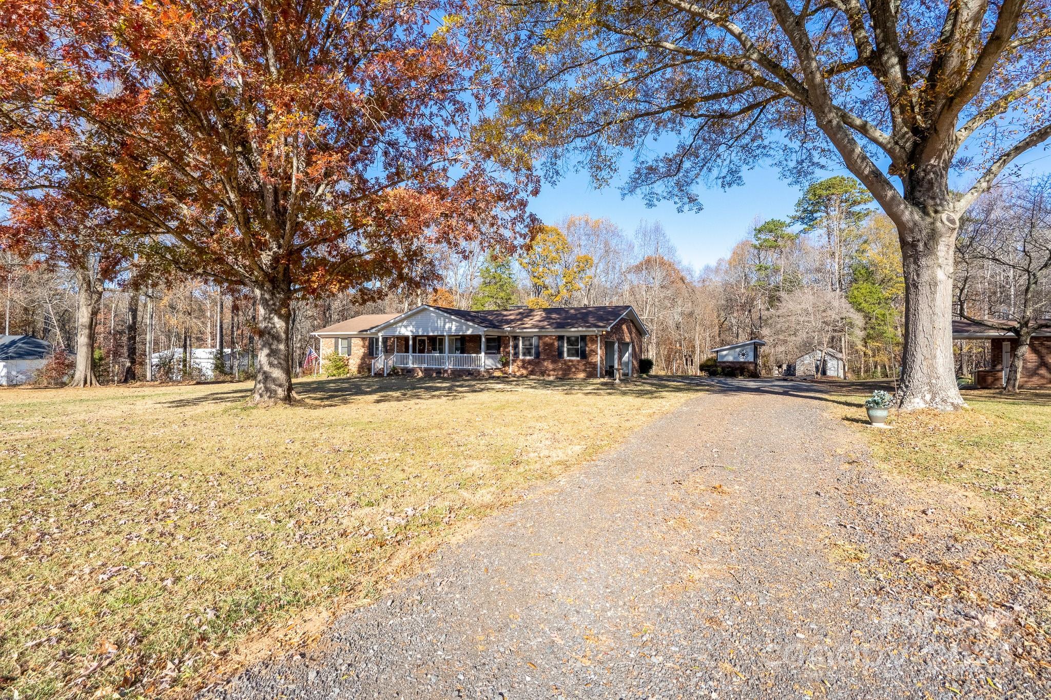 257 Rocky River Road Mooresville NC 28115