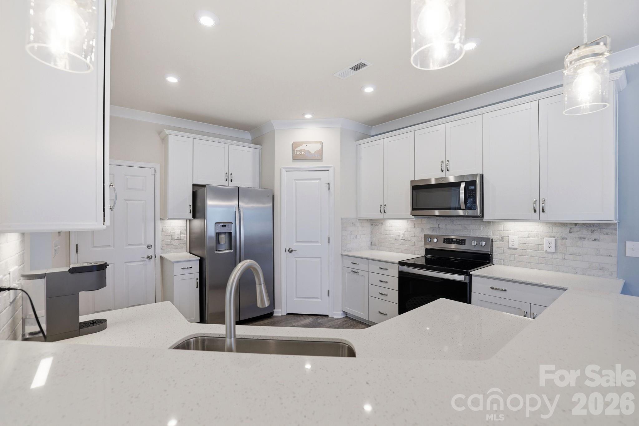 23006 Clarabelle Drive Charlotte NC 28273