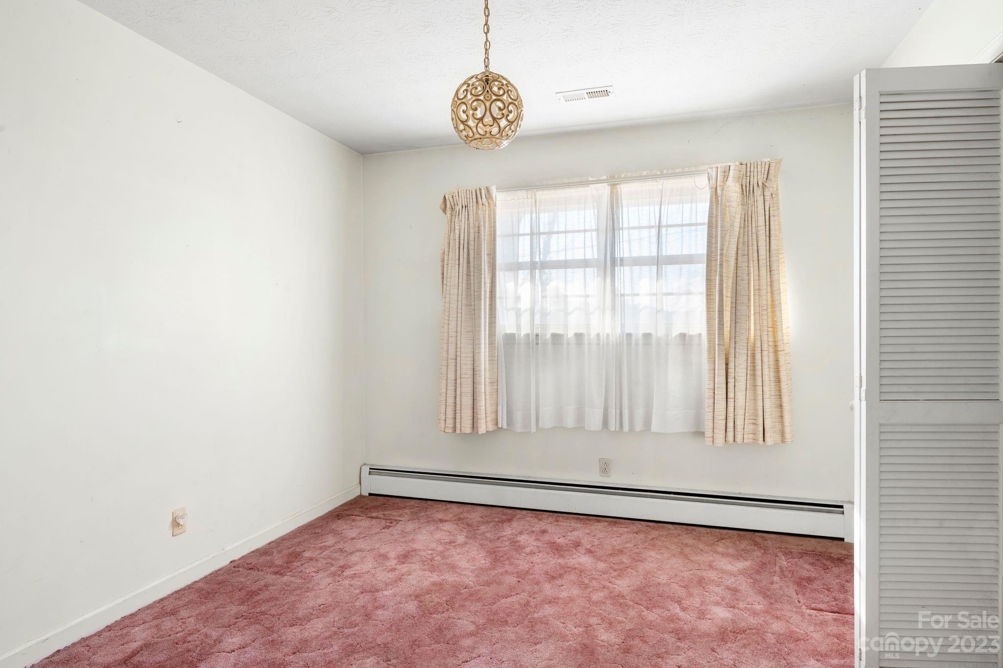 5 Meadowlark Road Asheville NC 28805