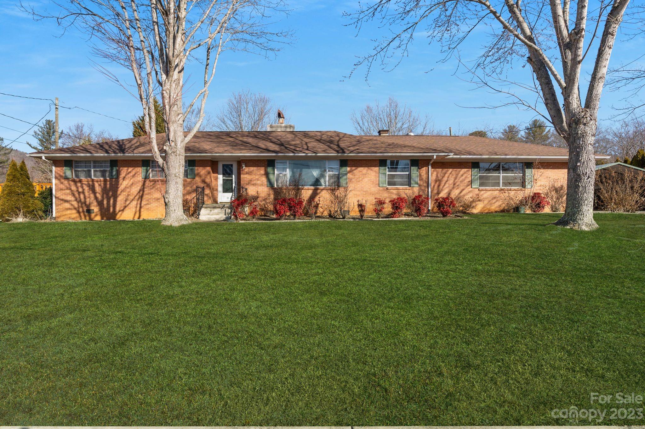 5 Meadowlark Road Asheville NC 28805