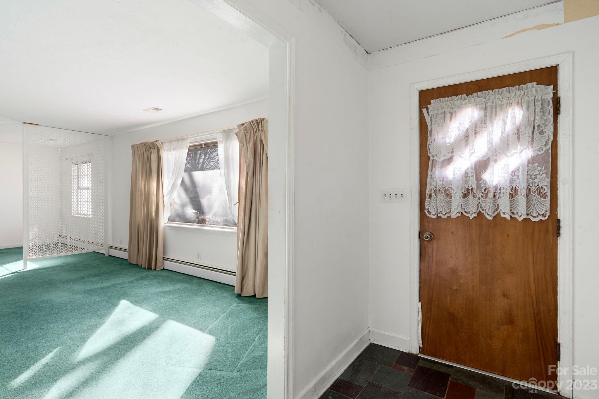 5 Meadowlark Road Asheville NC 28805